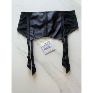 La Perla black garter belt NWT Small